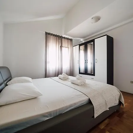 Apartman Spacious And Cosy Dumato *